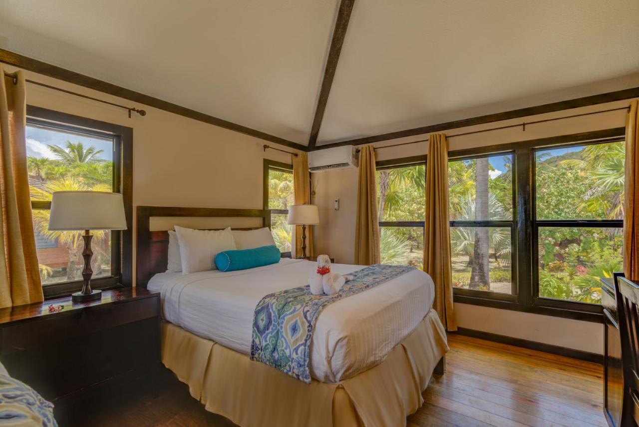 Anthony'S Key Resort Sandy Bay Buitenkant foto