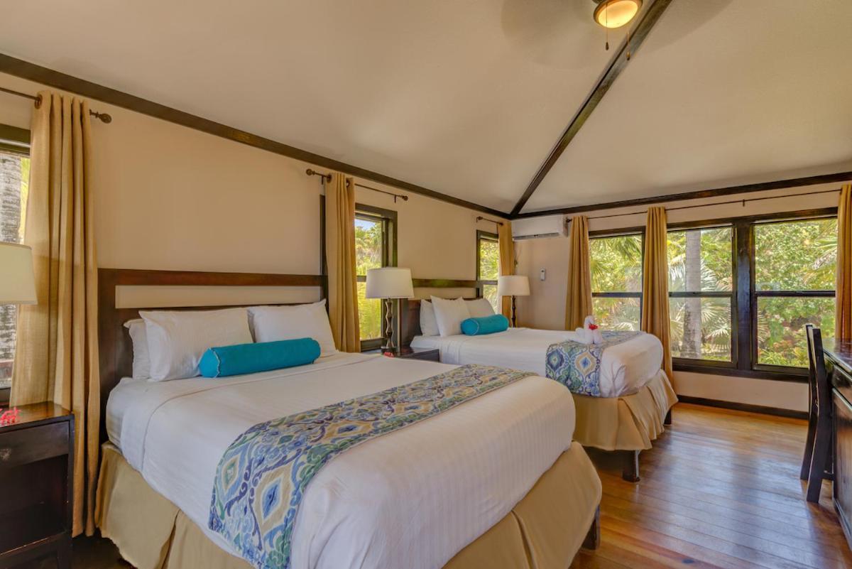 Anthony'S Key Resort Sandy Bay Buitenkant foto