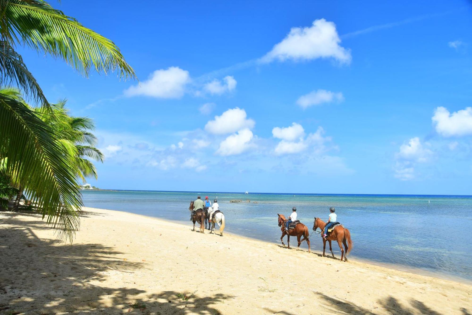 Anthony'S Key Resort Sandy Bay Buitenkant foto