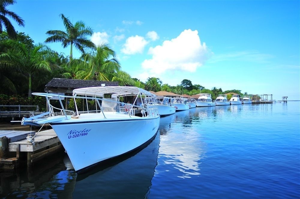 Anthony'S Key Resort Sandy Bay Buitenkant foto